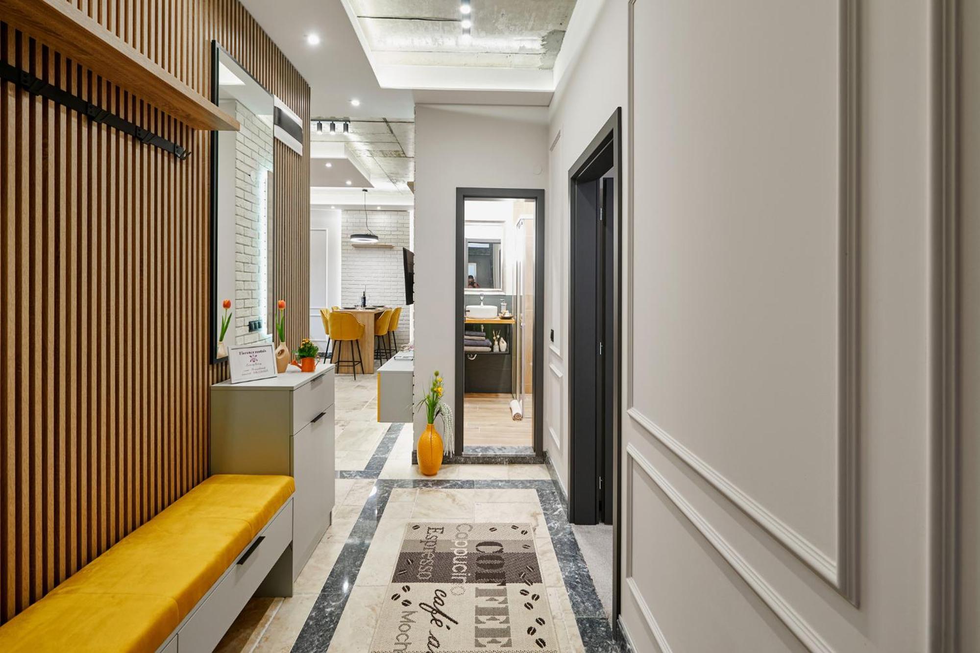 Florance Rentals Luxury Apartments In Burgas ภายนอก รูปภาพ